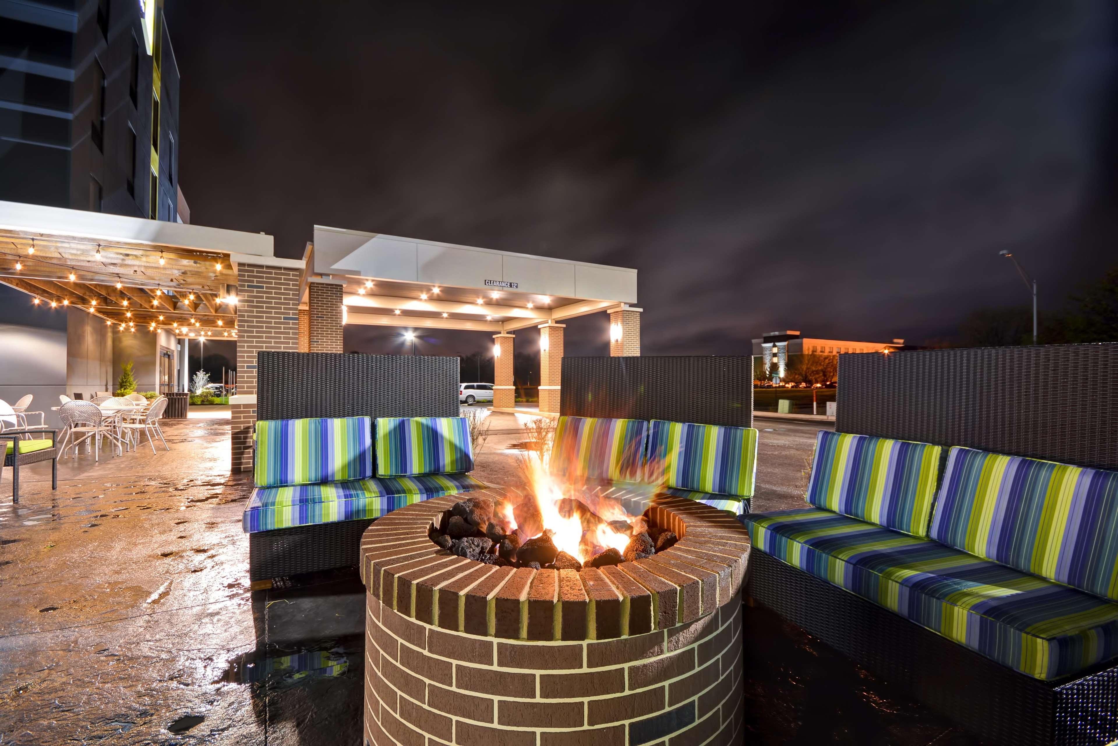 Home2 Suites By Hilton Evansville Exterior foto